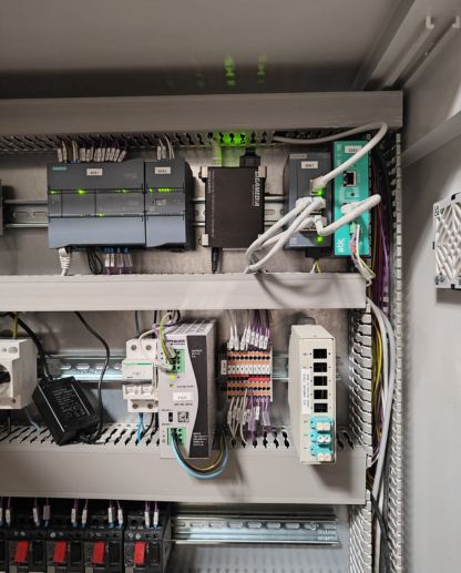 Création de réseaux fibre optique pour réseaux informatique pour particulié et entreprise avec OGRS fibre et réseaux à Toulon, Marseille, Nice 2