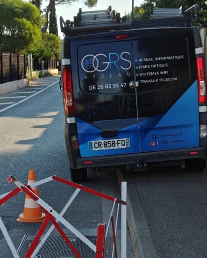 Deboucahge gaine fibre pour hydrocurage et pour particulier et entreprise avec OGRS fibre et réseaux à Toulon, Marseille, Nice 3