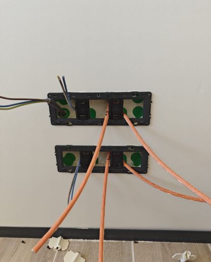 Installation de fibre optique par ogrs sur Toulon, Marseille & Nice entreprise de télécommunication et de réseaux informatique