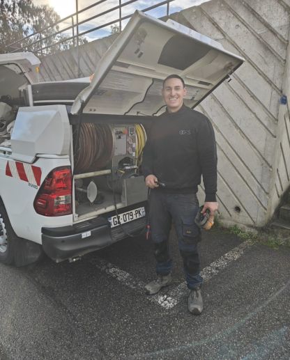 dépannage et réparation de fibre optique prémium par ogrs sur Toulon, Marseille & Nice entreprise de télécommunication et de réseaux informatique 3